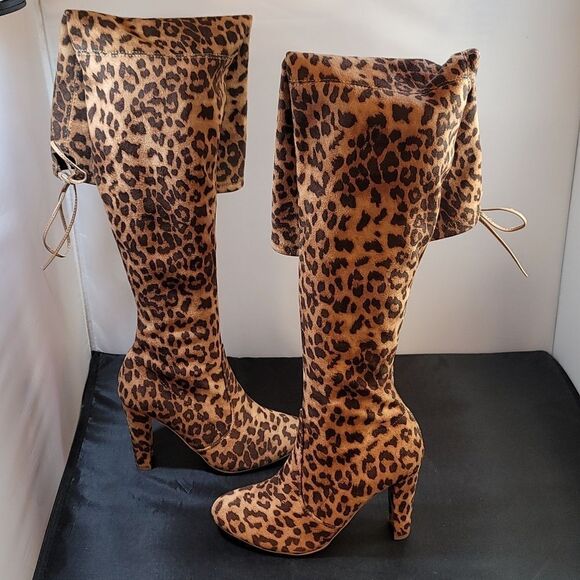 BRAND NEW WILD DIVA LOUNGS ANIMAL PRINT POINTED TOE TALL BOOT - Picture 6 of 16